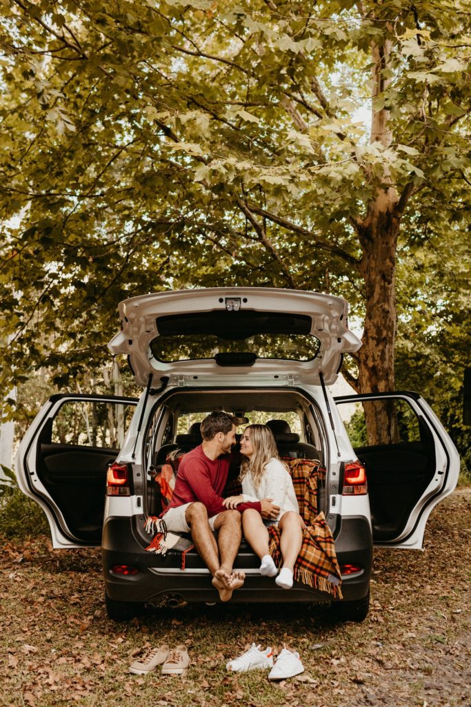 manhadedomingo casal no carro simplicidade 